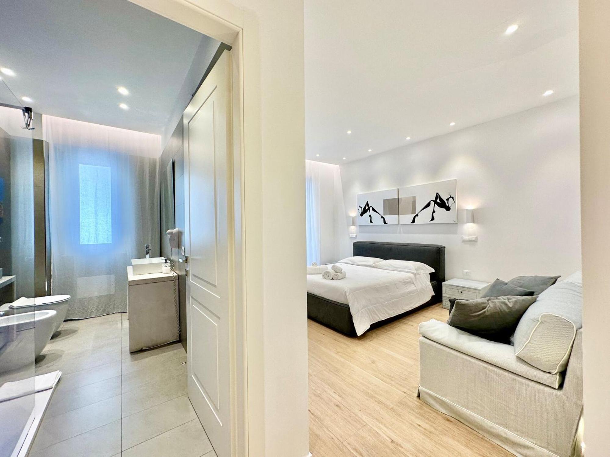 Вілла Spacious House In The Heart Of Cagliari With Terrace Екстер'єр фото